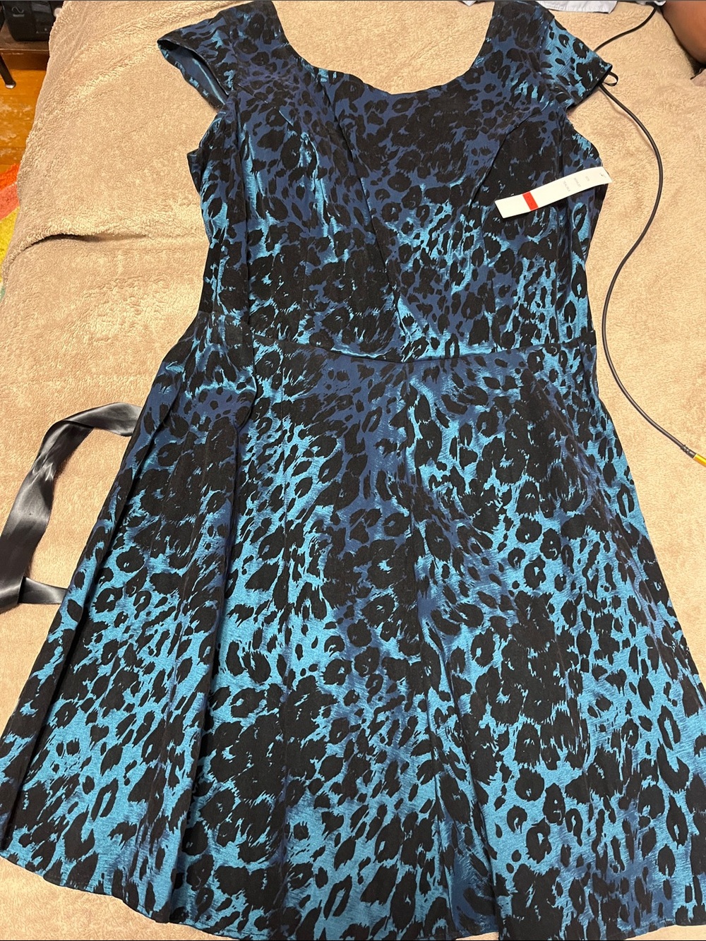 Blue and Black Leopard Print Cap-Sleeve Dress